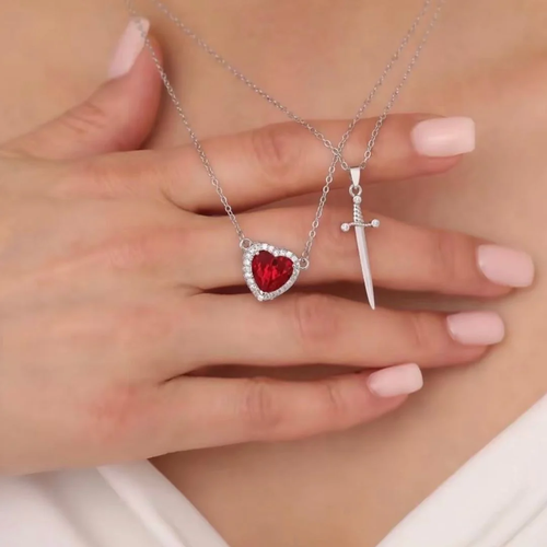 Collar Duo Espada y Corazón
