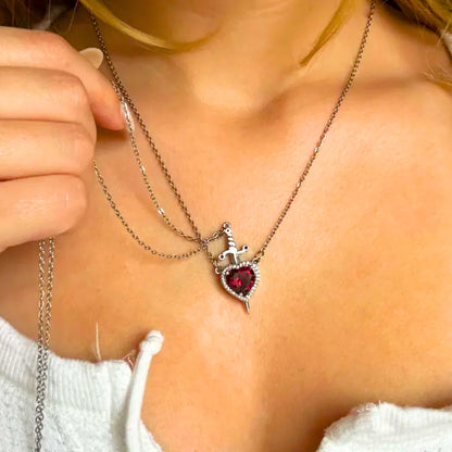 Collar Duo Espada y Corazón